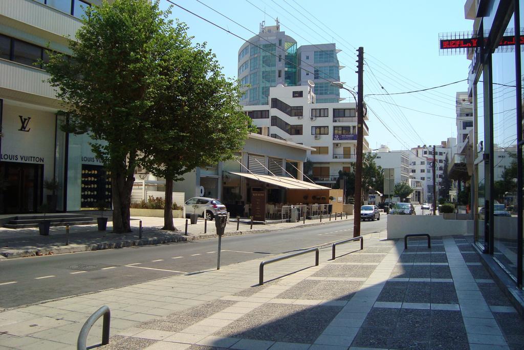 Manolia City Residences Nicosia Exterior photo
